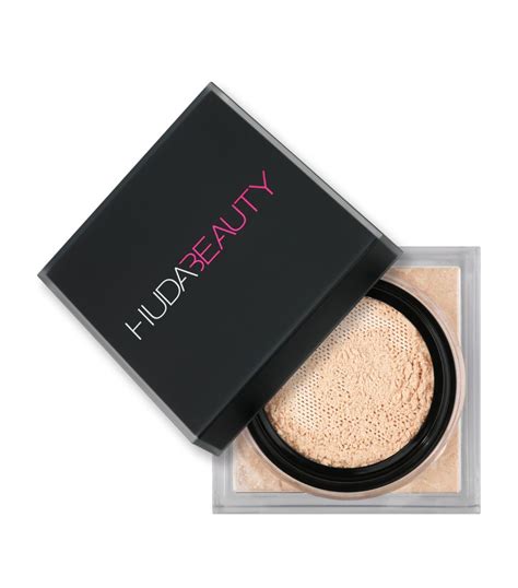 is huda beauty powder waterproof.